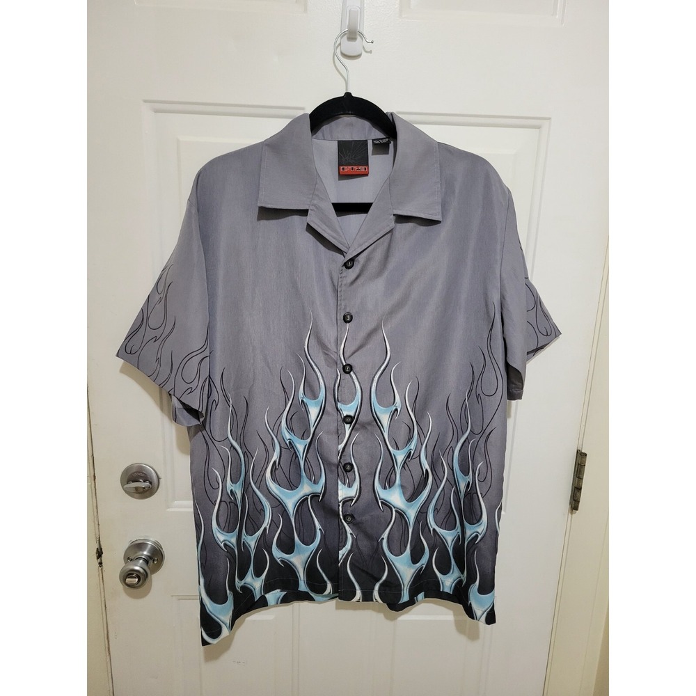 Vintage C-Two Tribal Flames Graphics Camp Button Down Shirt Men's‎ Medium 127